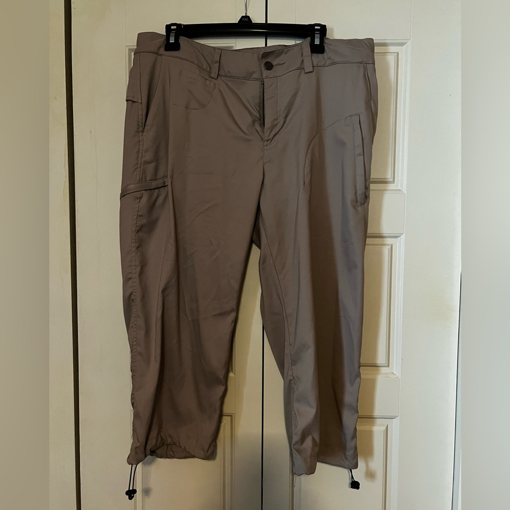 Magellan Capri pants
